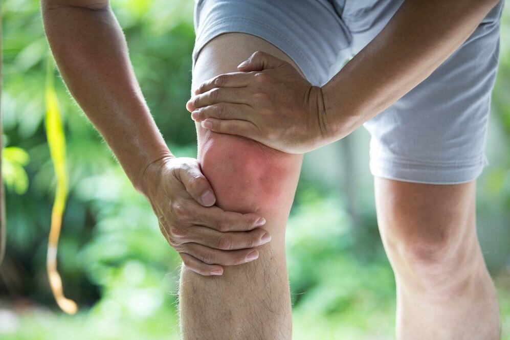 Joint pain is the most noticeable manifestation of osteoarthritis and arthritis. 